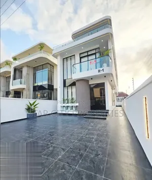 5bdrm Duplex in Lekki Lagos for sale