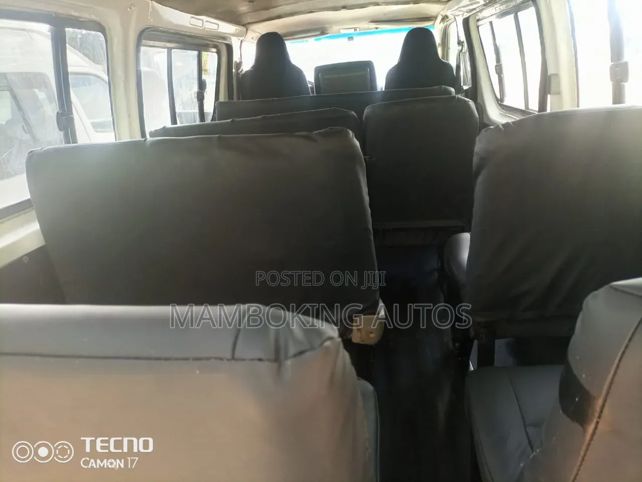 Toyota HiAce 2009 White