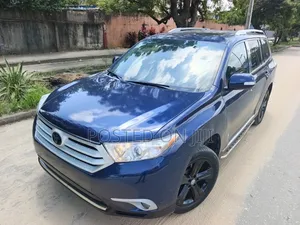 Toyota Highlander SE 3.5L 4WD 2013 Blue