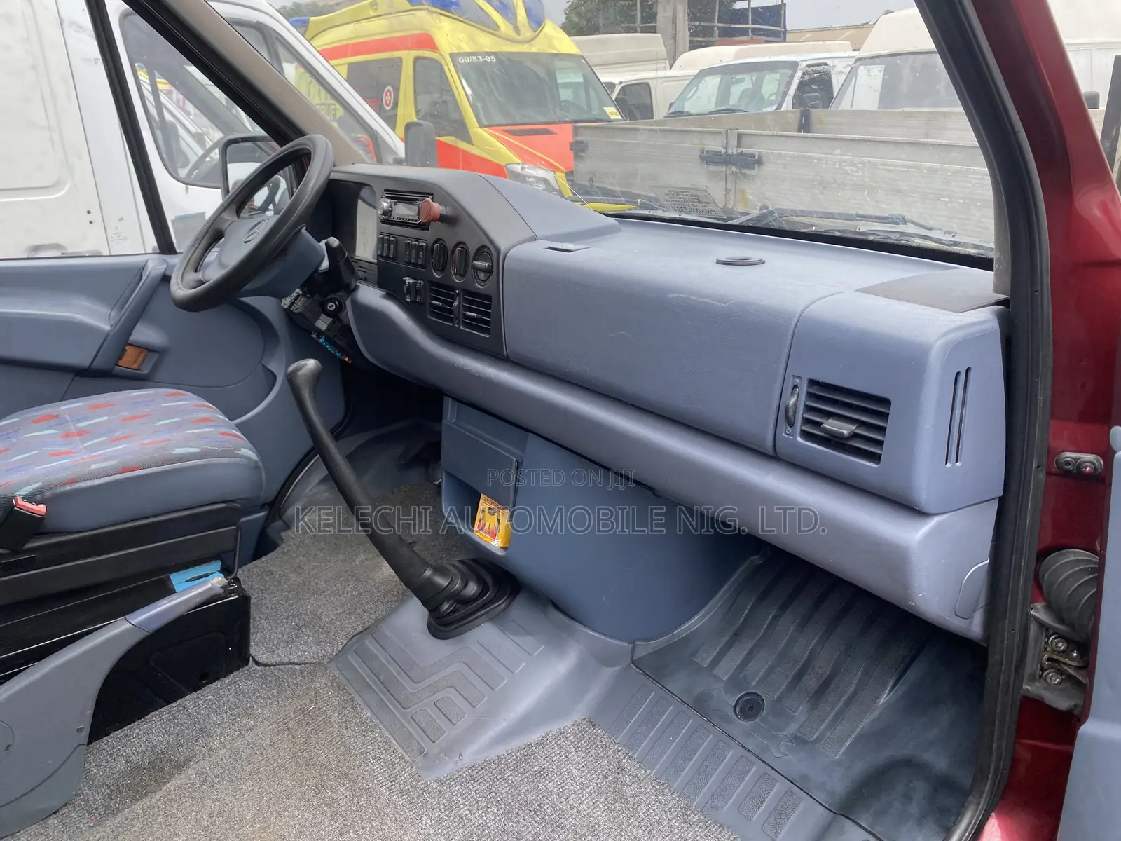 Mercedes-Benz Sprinter 2006 Red