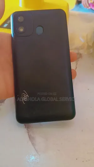 Itel A33 Plus 16 GB Black