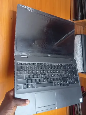 Laptop Dell Latitude 5500 8GB Intel Core i7 SSD 256GB
