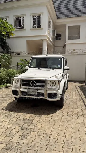 Mercedes-Benz G-Class G63 AMG 4dr SUV 4WD (5.5L 8cyl Turbo 7A) 2015