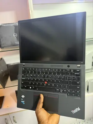 New Laptop Lenovo ThinkPad X13 Gen 4 32GB Intel Core i7 SSD 512GB