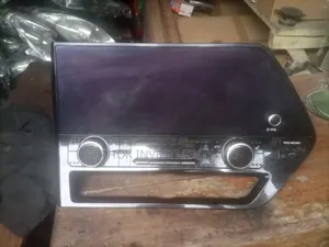 2024-2014 Highlander Radio With Screen