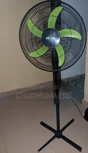 Nexus 18" Standing Fan