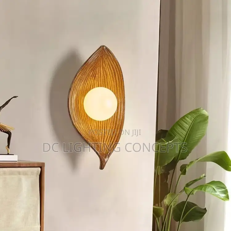 Modern Minimalist Vintage Compact Resin Leaf Wall Light.