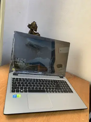 Laptop Acer Aspire V3-574 8GB Intel Core i7 HDD 1T