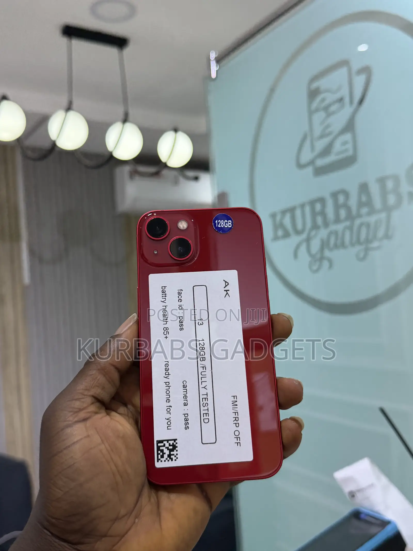 Apple iPhone 13 128 GB Red