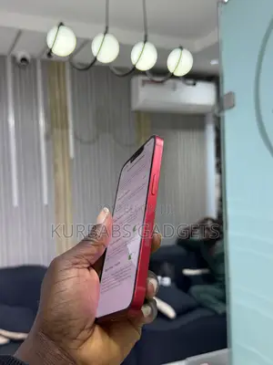 Apple iPhone 13 128 GB Red