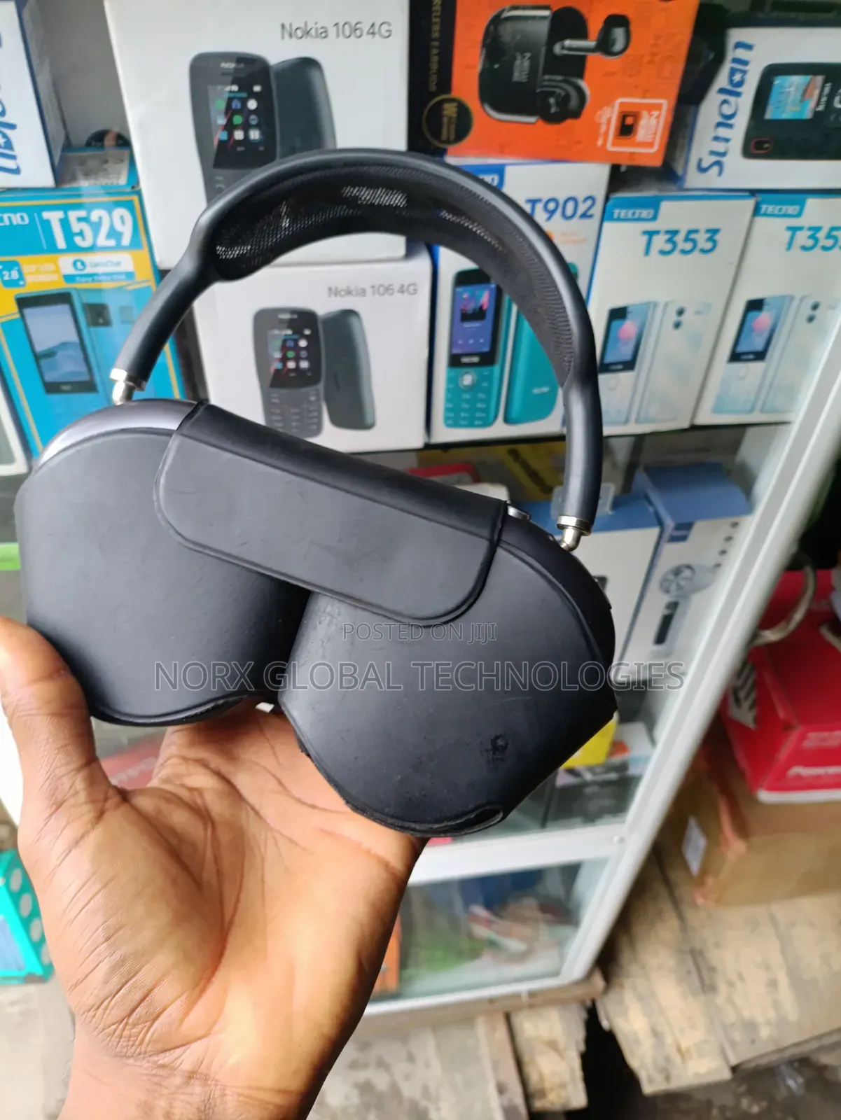 AirPods Max
