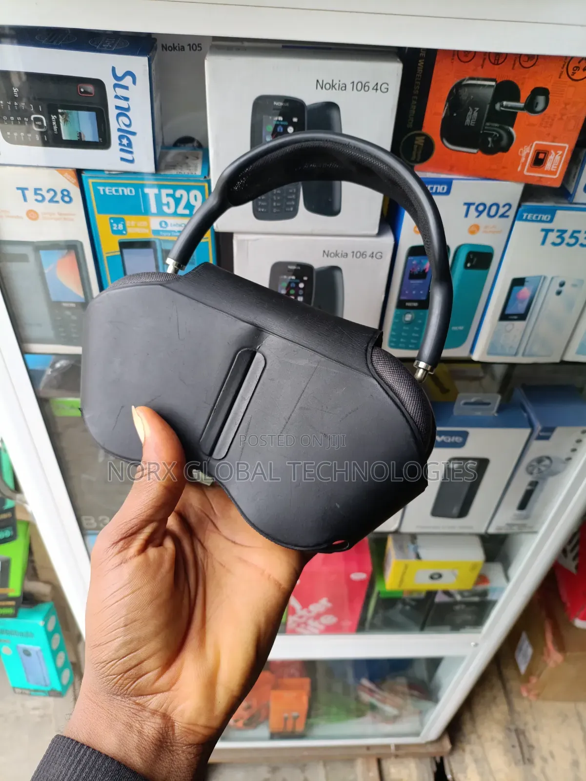 AirPods Max