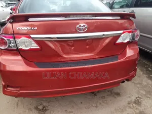 Toyota Corolla 2013 Red