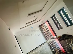 3bdrm Block of Flats in Isokan, Ibadan for rent