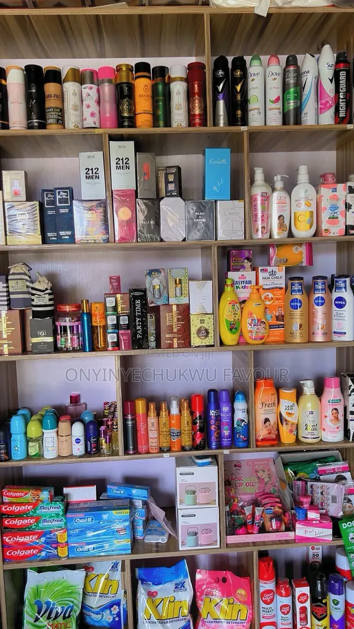 Cosmetics and Perfume Specialist