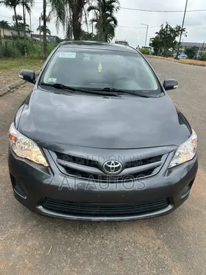 Toyota Corolla L 4dr Sedan (1.8L 4cyl 5M) 2012 Ivory