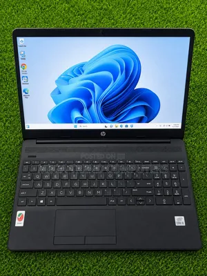 Laptop HP 15-ra003nia 8GB Intel Core i5 SSD 256GB