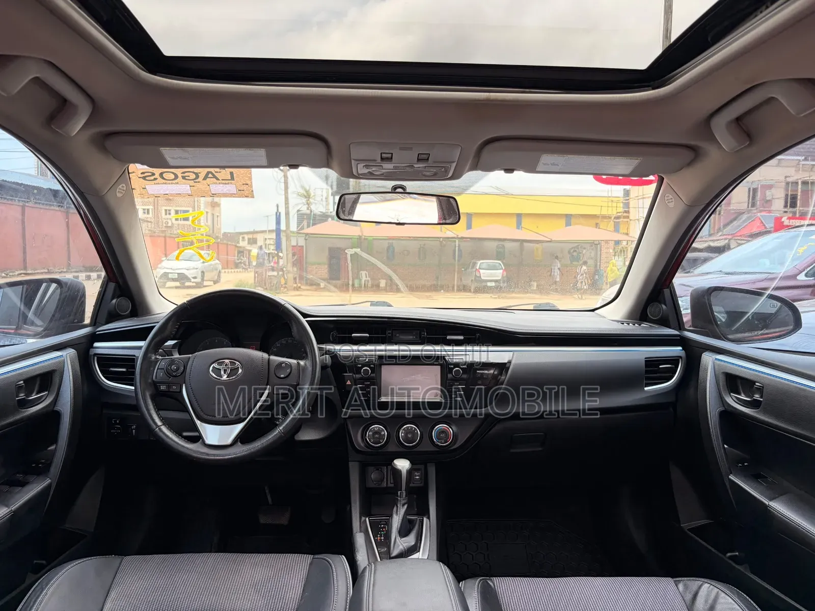 Toyota Corolla 2014 Red