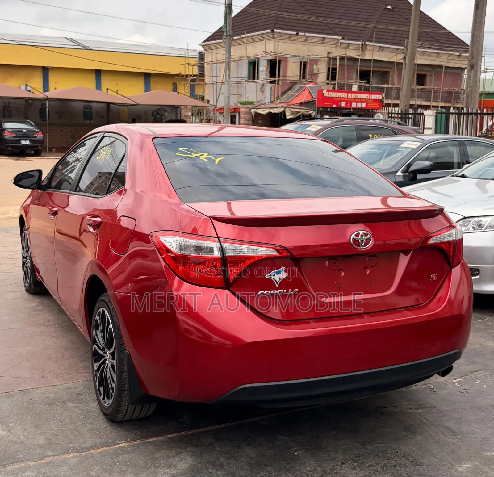 Toyota Corolla 2014 Red