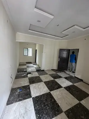 2bdrm Block of Flats in Benin City for rent