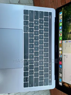 Laptop Apple MacBook Pro 2019 8GB Intel Core i5 SSD 256GB