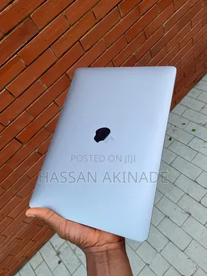 Laptop Apple MacBook Pro 2019 8GB Intel Core i5 SSD 256GB