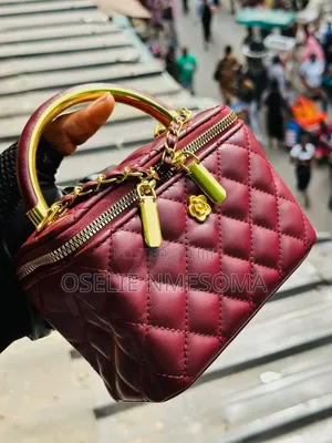 Fashion Stock Quality Leather Bag*
*Smooth Skin*