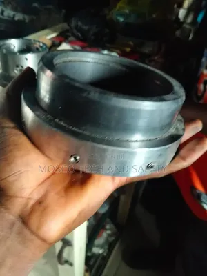 Heavy-Duty Industrial Mechanical Sleeve / Bearing Housing