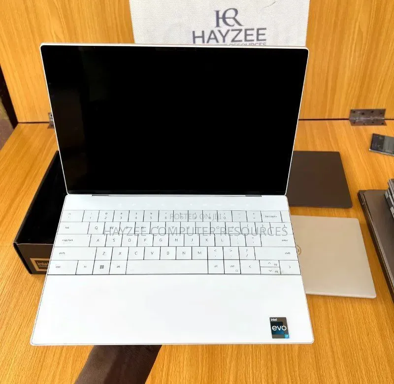 Laptop Dell XPS 13 9320 32GB Intel Core i7 SSD 1T