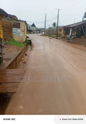 3bdrm Bungalow in Ikola Estate, Ipaja / Ipaja for sale