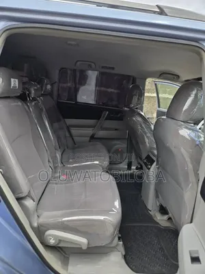 Toyota Highlander 2010 Blue