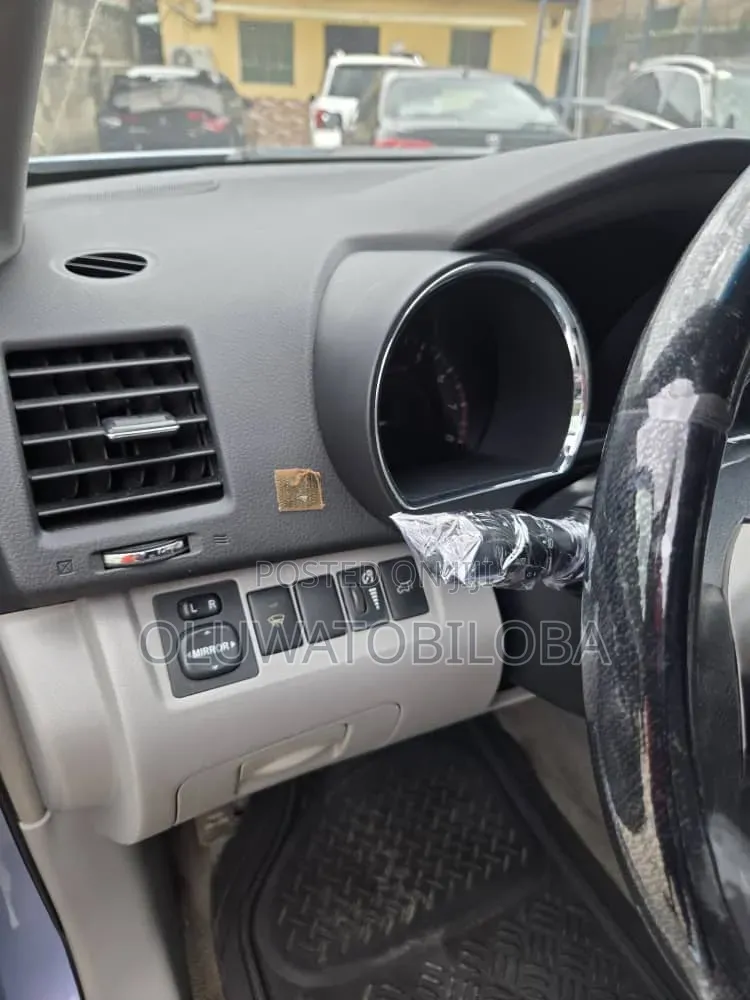 Toyota Highlander 2010 Blue