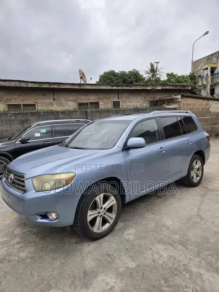 Toyota Highlander 2010 Blue