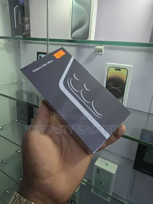 New Samsung Galaxy S26 Ultra 5G 1 TB Black