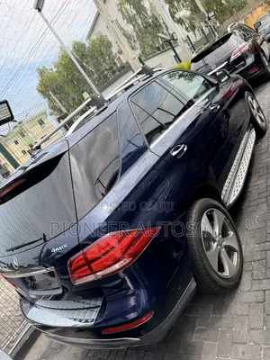 Mercedes-Benz GLE-Class GLE 350 2016 Blue