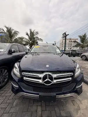 Mercedes-Benz GLE-Class GLE 350 2016 Blue