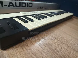iRig Keys Midi Keyboard 37-Key