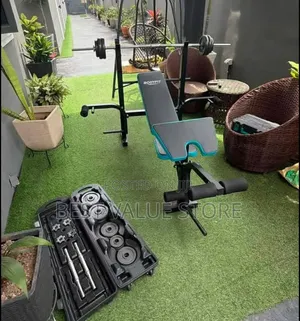 Weight Bench With Butterfly