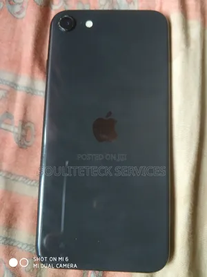 Apple iPhone SE (2022) 128 GB Black
