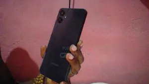 Samsung Galaxy A06 128 GB