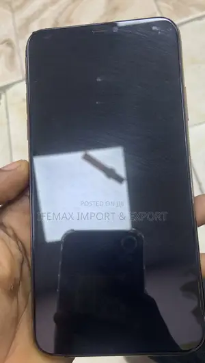 Apple iPhone 11 Pro Max 64 GB Gold