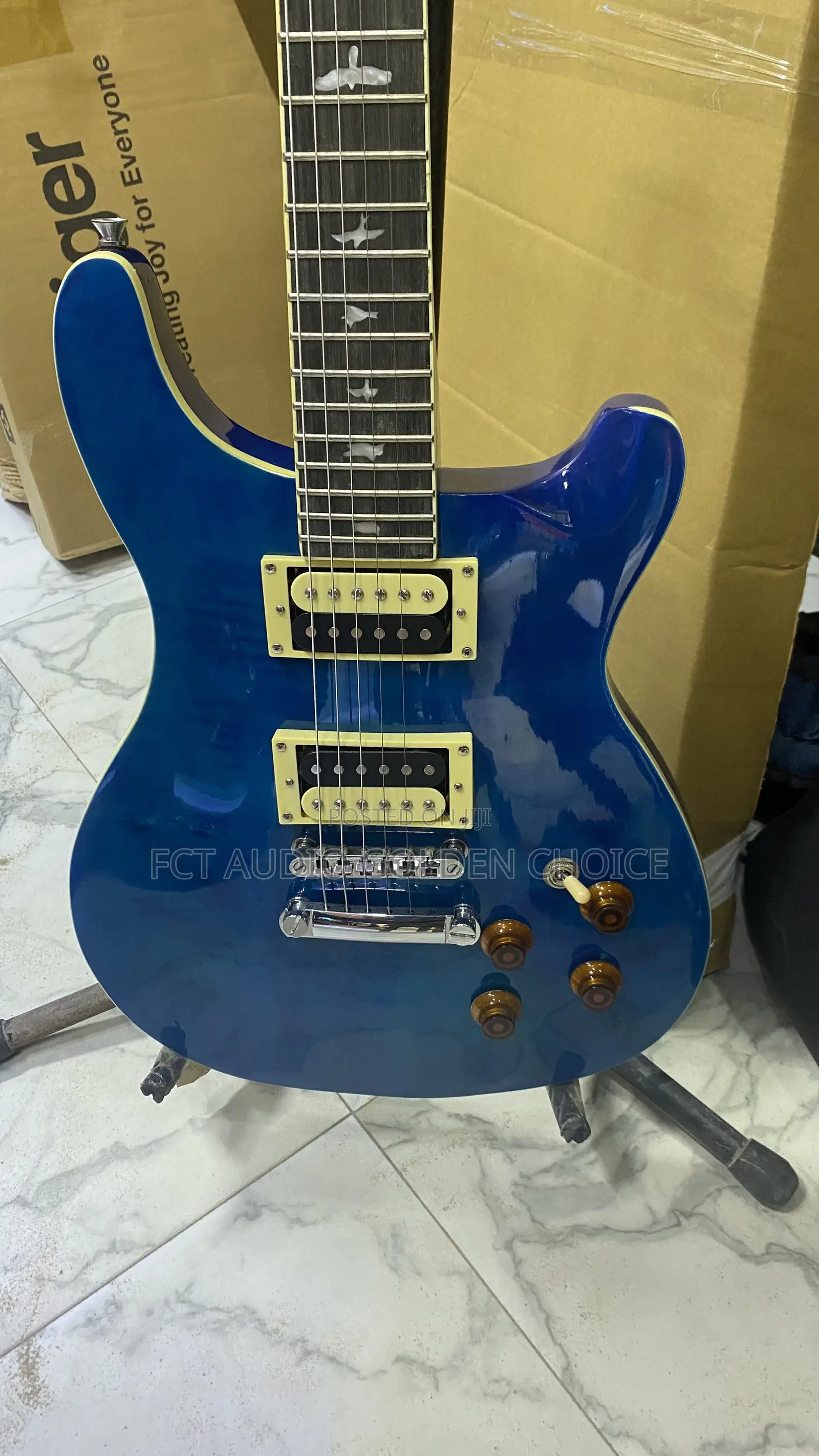 Fender Lead Guitarin