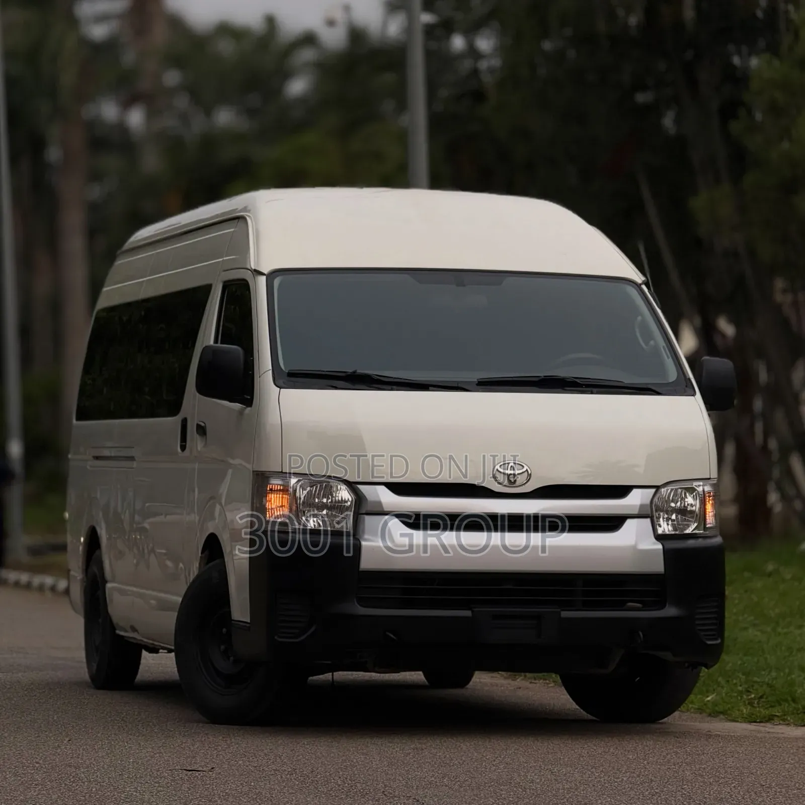 Toyota HiAce 2024 White