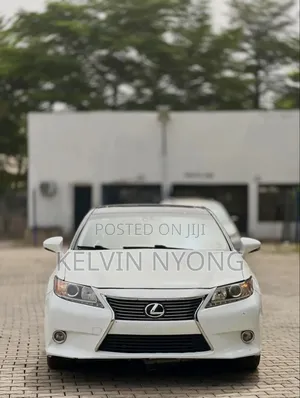 Lexus ES 2014 White