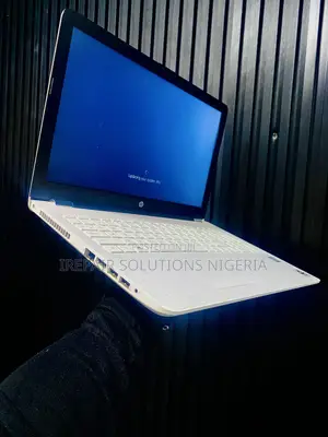Laptop HP 8GB Intel Core i3 HDD 1T