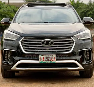 Hyundai Santa Fe SE Ultimate FWD 2018 Black