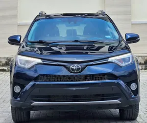 Toyota RAV4 2018 Blue