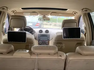 Mercedes-Benz GL-Class GL 450 2010 Blue