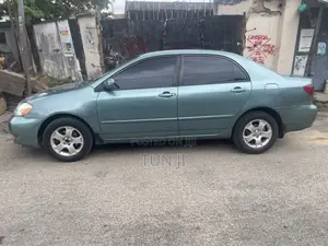 Toyota Corolla LE 2005 Green