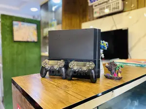 Sony PlayStation 4